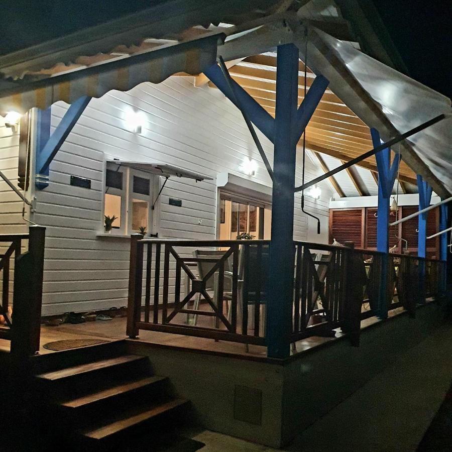 Deux Chambres Et Deux Salles De Bain Dans La Maison De Michelle L'Amirade Grande Anse  Extérieur photo