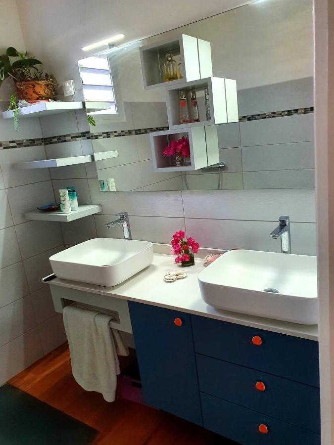 Deux Chambres Et Deux Salles De Bain Dans La Maison De Michelle L'Amirade Grande Anse  Extérieur photo